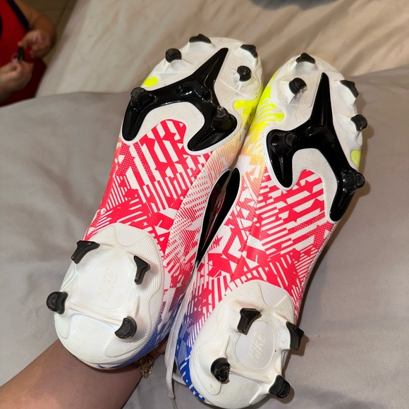 COPY - Nike Neymar Jr x Mercurial Soccer Cleats - Picture 3 of 4